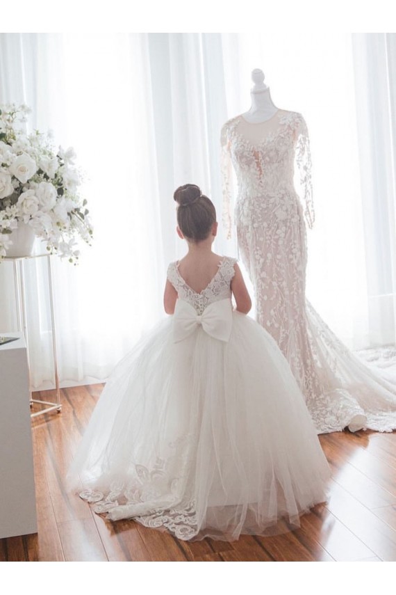 Ivory Ball Gown Chapel Train Sleeveless Flower Girl Dress Melbourne
