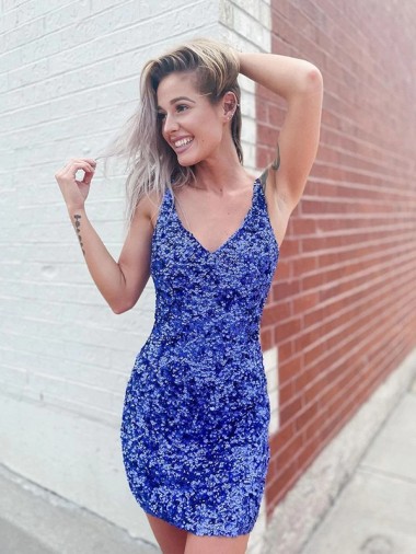 Shop Short Velvet Sequin V-Neck Sleeveless Homecoming Dress / Prom Dress Melbourne
