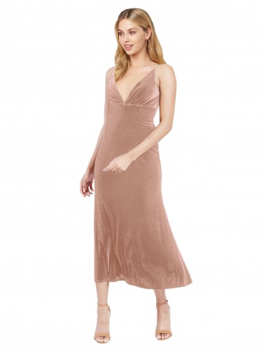 Shop Midi Cocktail Length Short V-Neck Velvet Bridesmaid Dress / Prom Dress with Notched Neckline Melbourne